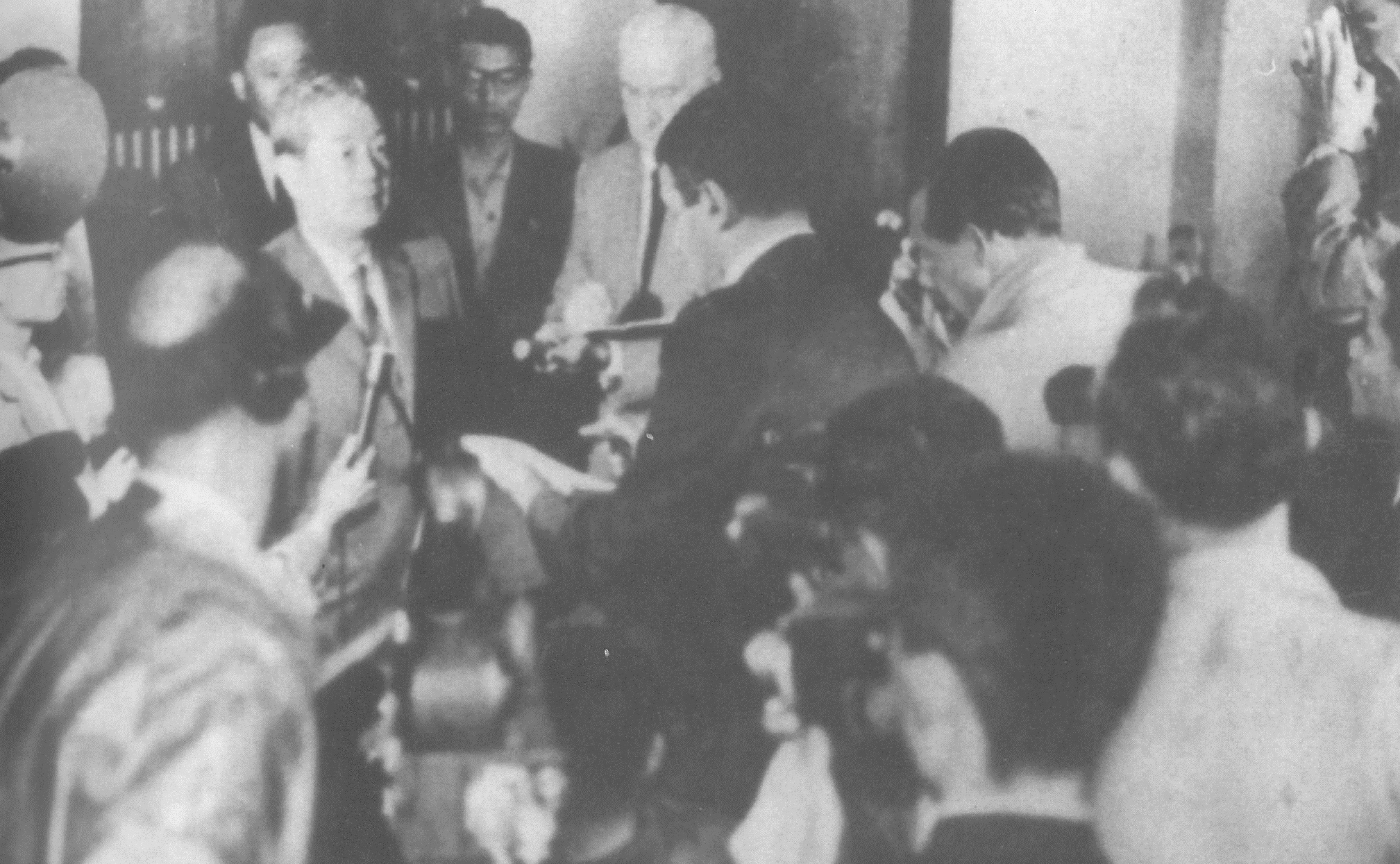 장면 총리 사퇴성명 사진