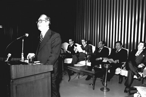 정일형의원의 마지막 고별사 사진