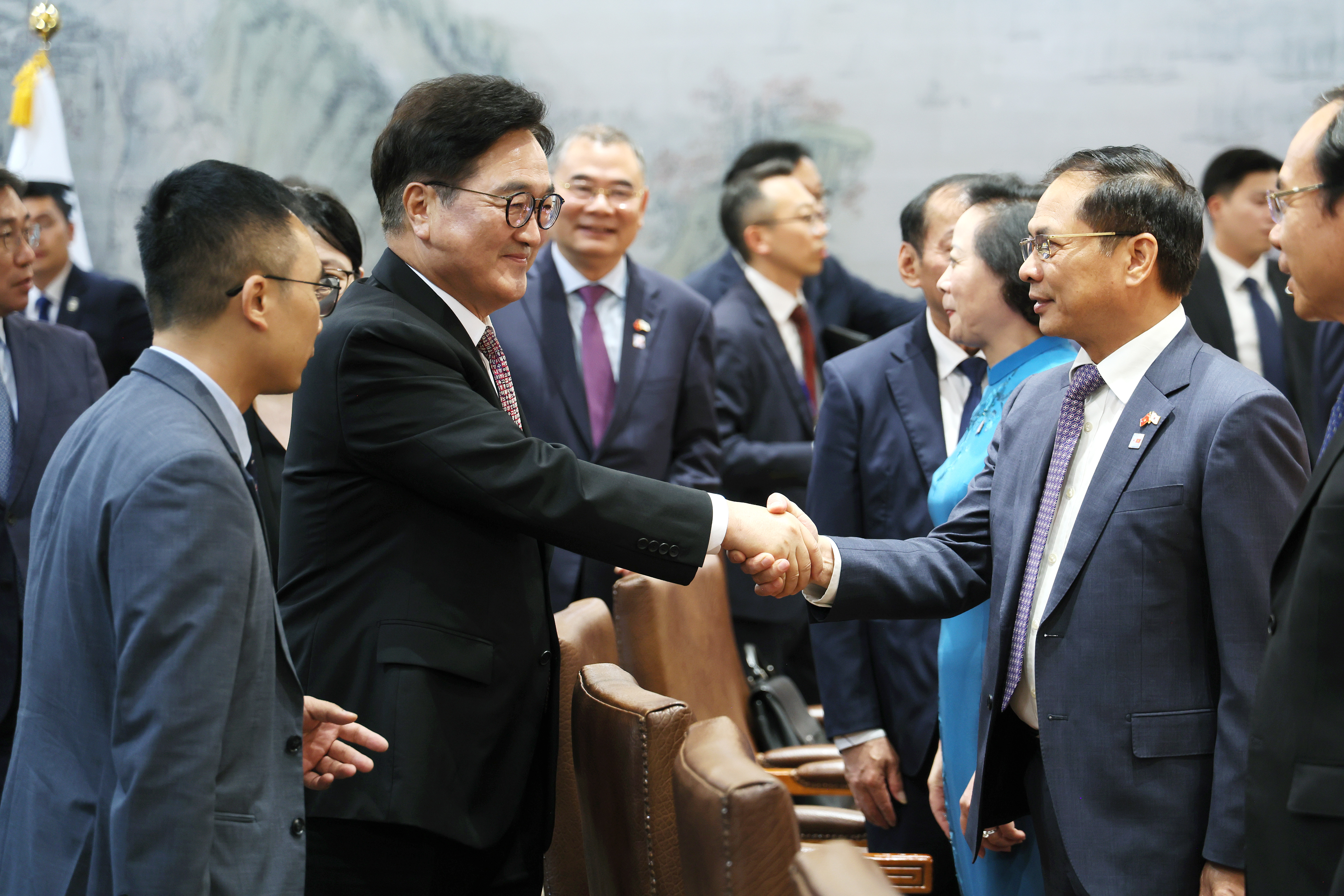 또 럼 베트남 당서기장 우원식 국회의장 면담